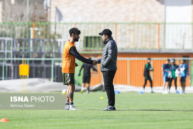 ربیعی: بازیکنان تیم ملی پخته عمل کنند/ پیشنهاد پرسپولیس؟ مستقیم با من صحبت نشد