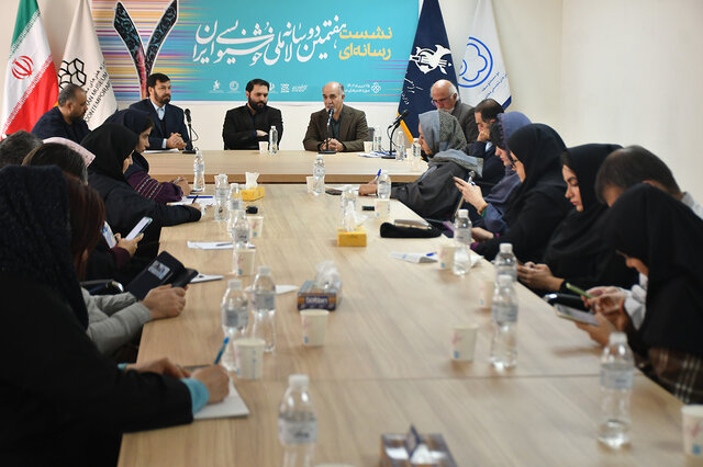 بخش نقاشیخط حذف شد/ تاکید دوسالانه خوشنویسی بر حضورینویسی