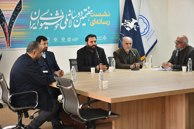 بخش نقاشیخط حذف شد/ تاکید دوسالانه خوشنویسی بر حضورینویسی