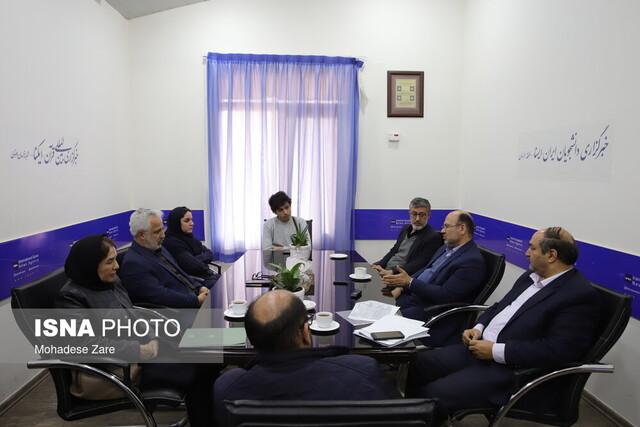 تقدیر رئیس سازمان مدیریت و برنامهریزی خراسان رضوی از جهاددانشگاهی بخاطر تدوین طرح آمایش استان