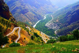 بیش از ١٥٠٠ نفر در بخش گردشگری کردستان مشغول به کار می‌شوند