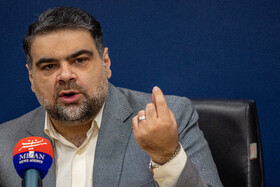 نشست امیرابراهیم رسولی سخنگوی شورای ائتلاف نیروهای انقلاب در خبرگزاری ایسنا