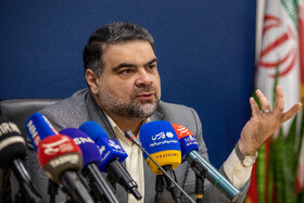 نشست امیرابراهیم رسولی سخنگوی شورای ائتلاف نیروهای انقلاب در خبرگزاری ایسنا