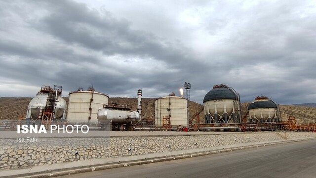 پتروشیمی گچساران تا حدود یک ماه دیگر به محصول اصلی می رسد