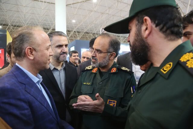 آمادگی سپاه استان قم در جهت رفع موانع صنایع و فعالان اقتصادی آمادگی سپاه استان قم در جهت رفع موانع صنایع و فعالان اقتصادی