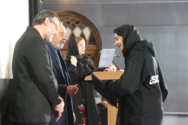 داریوش فرهنگ، محمد مصدق و چند داستان دیگر