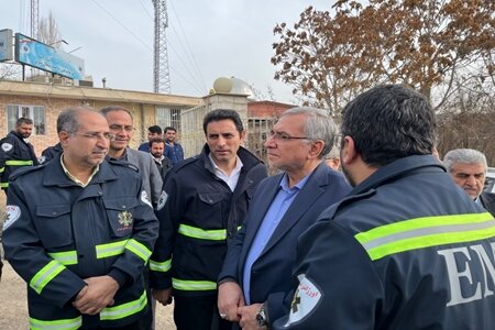 بازدید وزیر بهداشت از مرکز ارتباطات ۱۱۵ اورژانس استان تهران در دماوند بازدید وزیر بهداشت از مرکز ارتباطات ۱۱۵ اورژانس استان تهران در دماوند