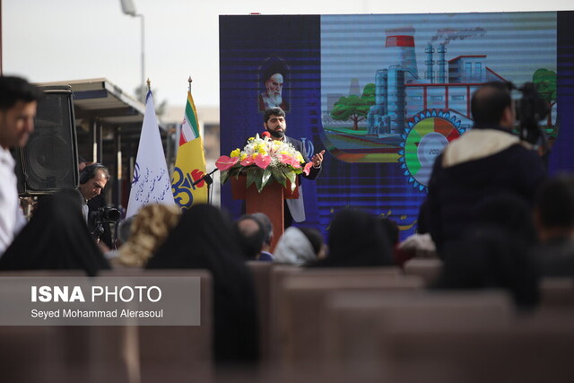 عکس از آرشیو افزایش ۴۲ درصدی صدور پروانه بهرهبرداری صنعتی در کشور