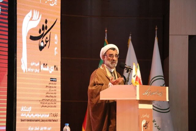 اعتکاف به عنوان یک عبادت قرآنی در همه ادیان توحیدی وجود دارد اعتکاف به عنوان یک عبادت قرآنی در همه ادیان توحیدی وجود دارد