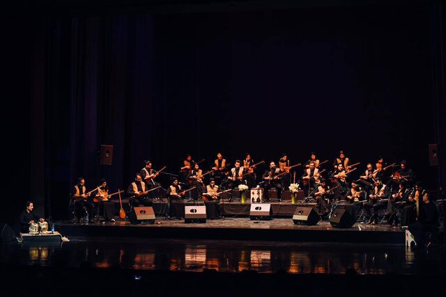 گزارشی از شب «تنبورنوازان نسل خلیل» / به مقصد فکر نمیکنم! گزارشی از شب «تنبورنوازان نسل خلیل» / به مقصد فکر نمیکنم!