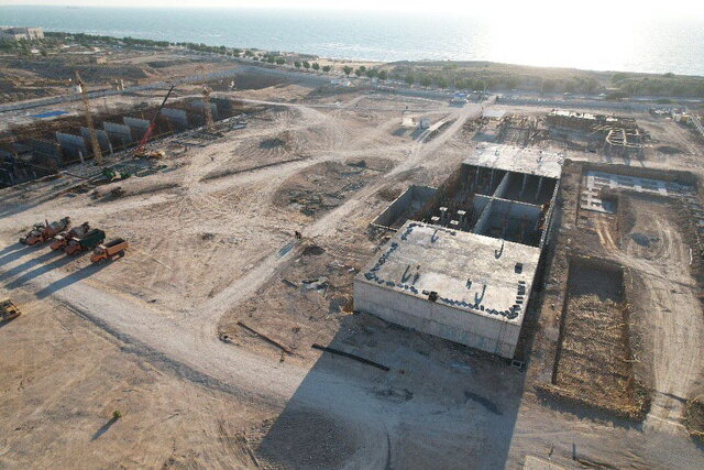 پپشرفت ۱۵ درصدی آب شیرینکن شهید دلواری/ کمک آب شیرینکنها به حل مساله کمآبی کشور