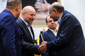 محمد باقر قالیباف، رئیس مجلس شورای اسلامی در دهمین همایش ملی و دومین همایش بینالمللی ترویج اخلاق حرفهای و مسئولیتپذیری اجتماعی