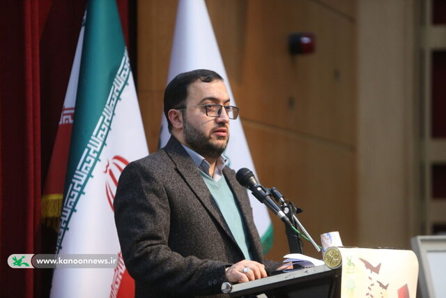 در نشست شعر «بمب بادبادک نیست» چه گذشت؟