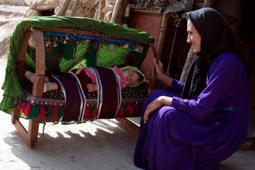 این زبان جهانی با مادران زاده شد این زبان جهانی با مادران زاده شد