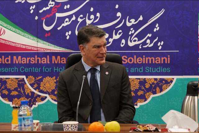 رئیس دفتر کمیته بینالملل صلیب سرخ در ایران: شرایط برای امدادرسانی در غزه سخت است رئیس دفتر کمیته بینالملل صلیب سرخ در ایران: شرایط برای امدادرسانی در غزه سخت است