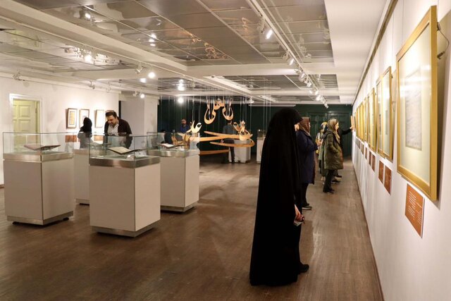 عکس خبر از آرشیو است. یکتاپرستی ایرانیها باعث شد که از بیراهه رفتن در هنر پرهیز کنیم