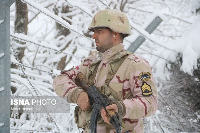 به عشق ایران در دمای زیر صفر درجه/ مرزبانان مقتدر هنگ مرزی آستارا