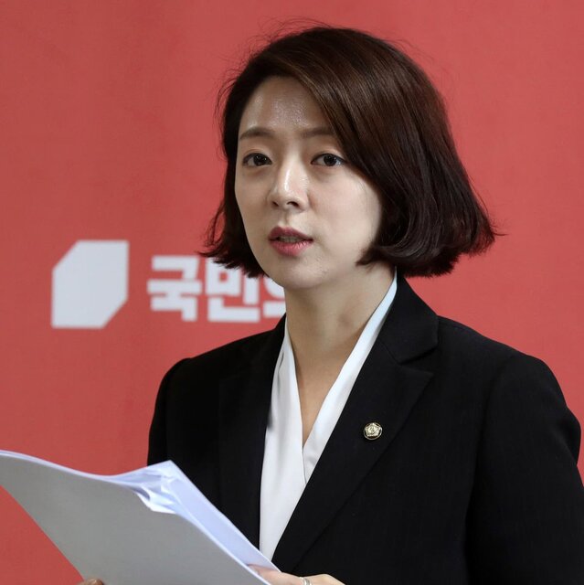 یک قانون‌گذار دیگر کره‌جنوبی در خیابان مورد حمله قرار گرفت