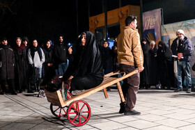 نمایش«یادگاری» به کارگردانی احسان بحرینی از استان کرمان در هفتمین روز جشنواره بینالمللی تئاتر فجر