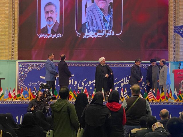 اربعین یک سبک زندگی اسلامی ارزشمند است/در جنگ شناختی روایت صحیح مهم است