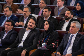 علی سلاجقه، رئیس سازمان حفاظت محیط زیست، مهرداد بذرپاش، وزیر وزارت راه و شهرسازی، سحر تاجبخش، رئیس سازمان هواشناسی در هفتمین کنفرانس بین المللی تغییر اقلیم