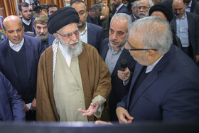 بازدید رهبر انقلاب از نمایشگاه توانمندیهای تولید داخلی