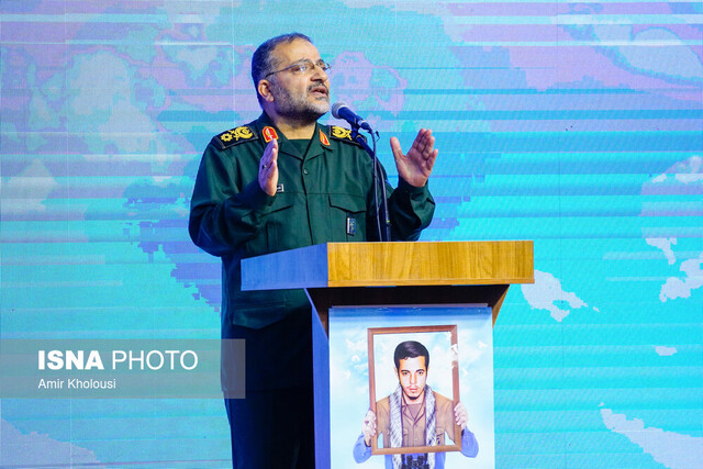 سردار سلیمانی: جمهوری اسلامی در مرحله آغازین تکامل است/ کنشگری باید به نحو صحیح تقویت شود سردار سلیمانی: جمهوری اسلامی در مرحله آغازین تکامل است/ کنشگری باید به نحو صحیح تقویت شود