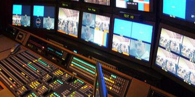 سلبریتی در خدمت محتوا یا رسانه ملی در خدمت سلبریتیها سلبریتی در خدمت محتوا یا رسانه ملی در خدمت سلبریتیها