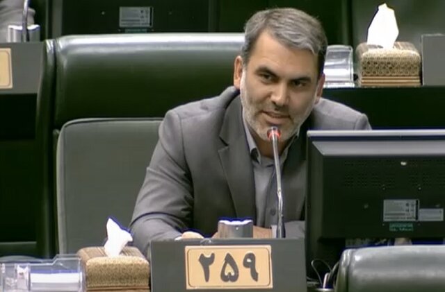 زنگنه: تغییری در جدول منابع بودجه ۱۴۰۴ ایجاد نشده است زنگنه: تغییری در جدول منابع بودجه ۱۴۰۴ ایجاد نشده است