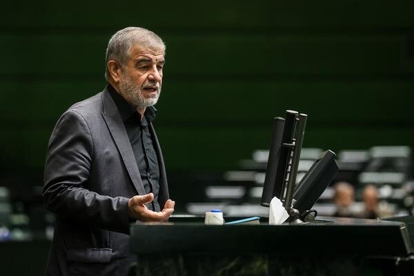 جوکار: من هم اشتباه کردهام، اما پاسخگو هستم