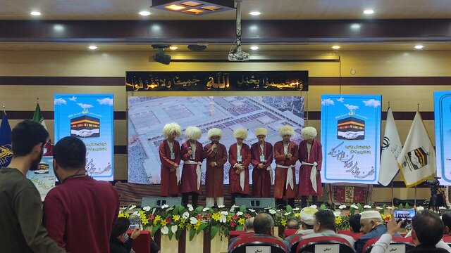 آغاز رسمی اجراهای پنجمین همایش ملی نغمهسرایان اهل سنت