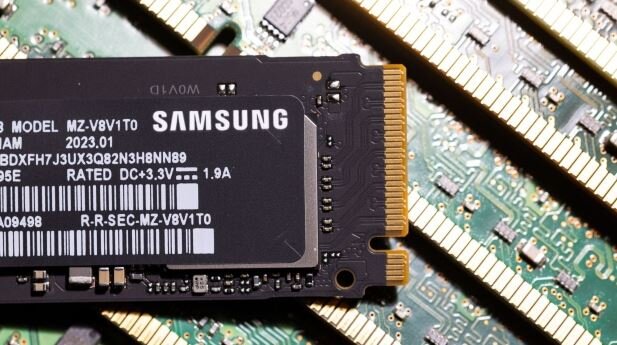 ماراتن شرکتهای چینی در انبارسازی تراشههای سامسونگ ماراتن شرکتهای چینی در انبارسازی تراشههای سامسونگ