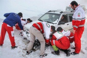امدادرسانی به ۴۵ نفر در مسیر خلخال- اسالم توسط جمعیت هلال احمر اردبیل