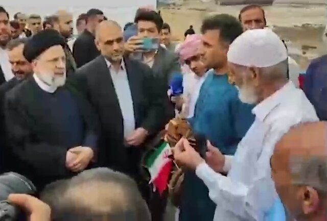 دیدار کارگران و صیادان هرمزگانی با رئیس جمهور دیدار کارگران و صیادان هرمزگانی با رئیس جمهور