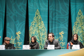 عوامل فیلم تمساح خونی در نشست خبری این فیلم