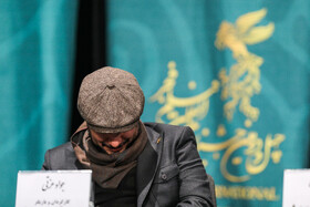 جواد عزتی، کارگردان و بازیگر در نشست خبری فیلم تمساح خونی 