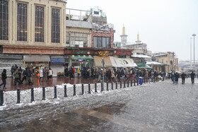 پرسه در برف تهران