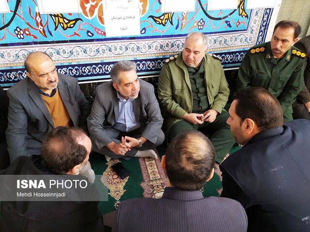 برگزاری میز خدمت دستگاههای اجرایی شهرستان مرزی بندر آستارا