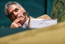 مهرداد نیکنام بازیگر فیلم صبح اعدام در نشست خبری سومین روز چهل و دومین جشنواره فیلم فجر