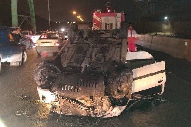 تصادف تریلی با سمند در آزادراه خرم زال با ۵ فوتی و مجروح تصادف تریلی با سمند در آزادراه خرم زال با ۵ فوتی و مجروح