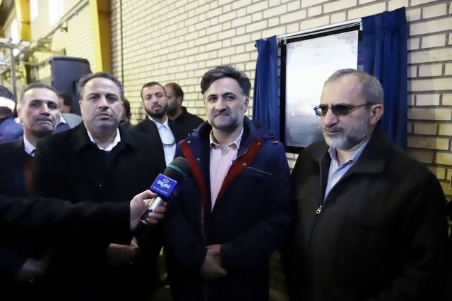 عکس دریافتی است بیش از ۹۰ درصد داروها توسط دانشبنیانها تولید میشوند