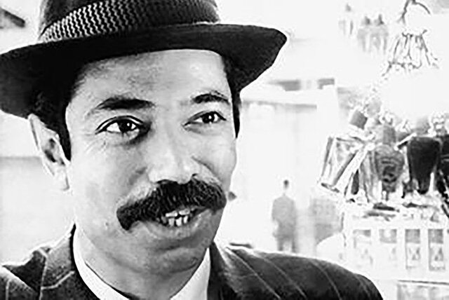 این بازیگر هزار چهره ، برای مردم یک چهره دارد