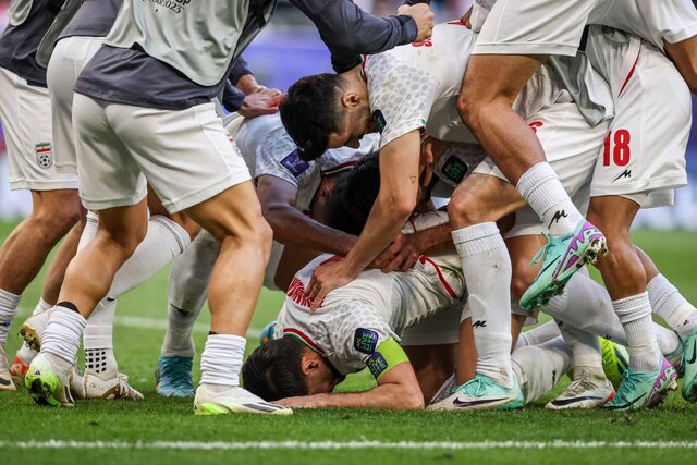 فرقی نمیکند قلعهنویی سرمربی باشد یا فرگوسن/ تیمملی نمیتوانست ۴ پاس بدهد!