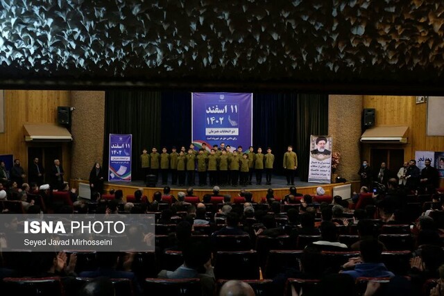 دشمن، مجلسی ضعیف می‌خواهد که گره گشا نباشد