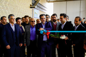 محمدصادق خیاطیان، رئیس صندوق نوآوری و شکوفایی ریاستجمهوری در مراسم افتتاح خط تولید کمپرسور هرمتیک مورد نیاز سیستمهای تبرید و فریزرهای خانگی