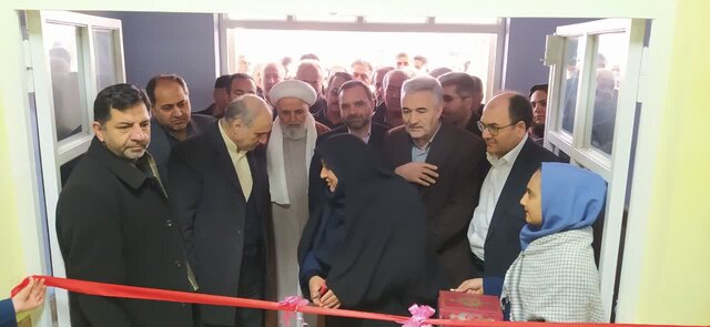 امید از دل این خاک جوانه میزند