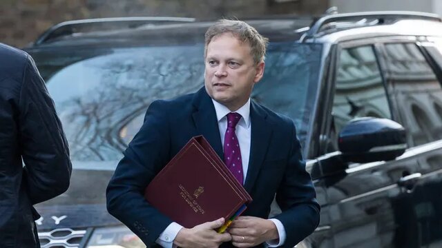 وزیر دفاع انگلیس واکنش کاردار ایران به اظهارات وزیر دفاع انگلیس