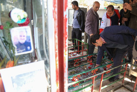 تجدید بیعت کارگزاران ارتباطات مردمی با شهدا در مراسم دومین گردهمایی خادمان مراکز ارتباطات مردمی قوای سه‌گانه