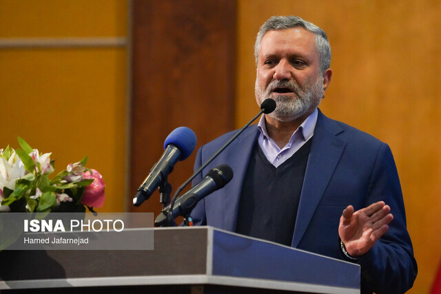 مخبر: حداقل حقوق بازنشستگان را به ۱۰ میلیون تومان نزدیک میکنیم