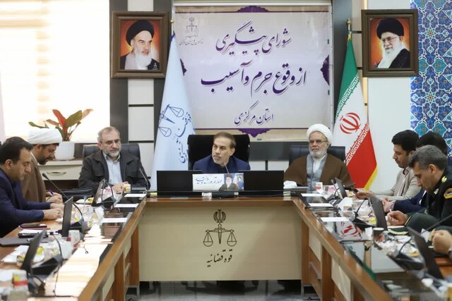 مشارکت مردم در انتخابات، نقشههای دشمن را نقش برآب میکند مشارکت مردم در انتخابات، نقشههای دشمن را نقش برآب میکند
